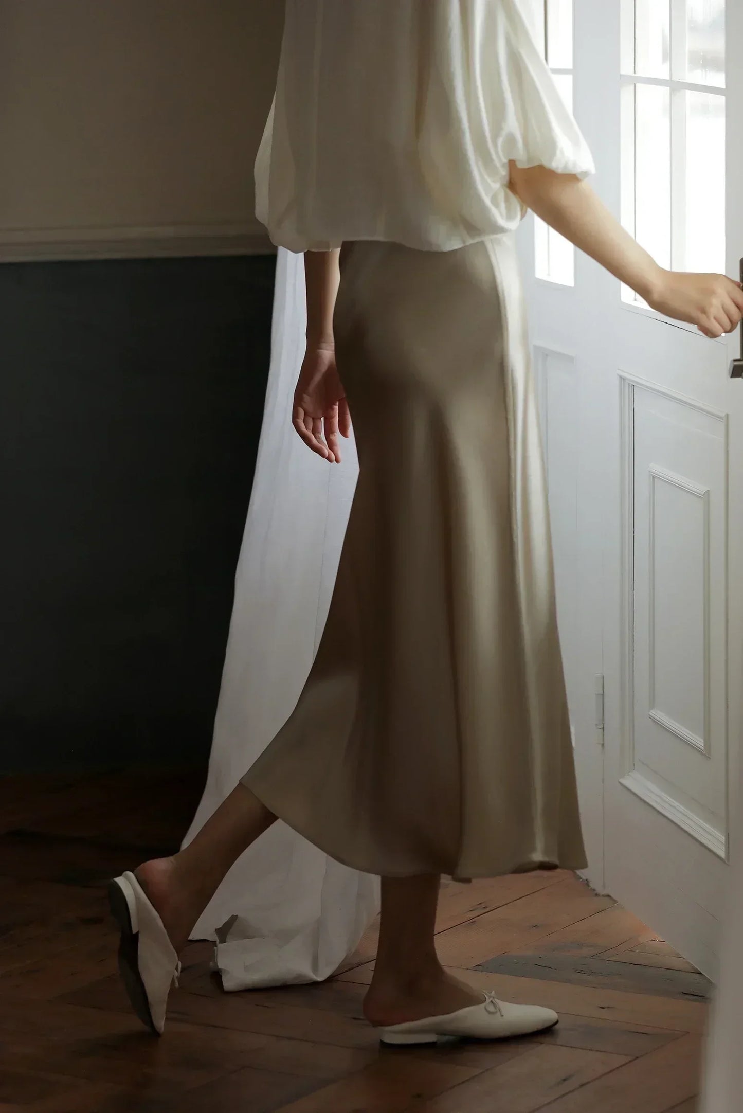 Fashion Women's Skirt A-line Silk High Waist Elegant Skirts Green Blue Long Summer Skirts Korean Side Zipper Office Satin Skirt