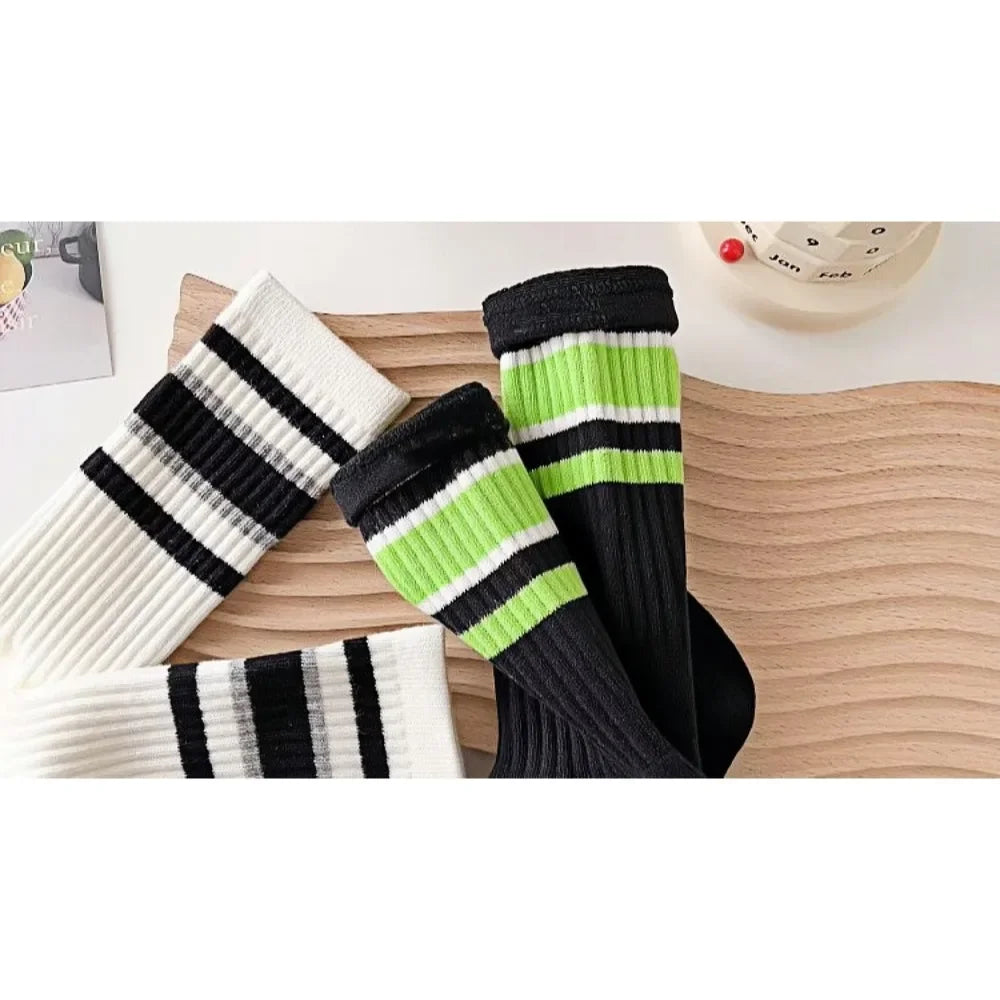1/5/10 Pairs women's and men's white sock, mid length socks, Korean version socks, striped autumn and winter casual sports sock