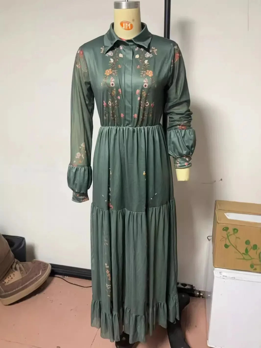 Ethnic Retro Floral Print Pleated Long Dress Sexy Shirt Collar Buttons Women Party Dress Fall Long Sleeve Boho Maxi Dress 2024
