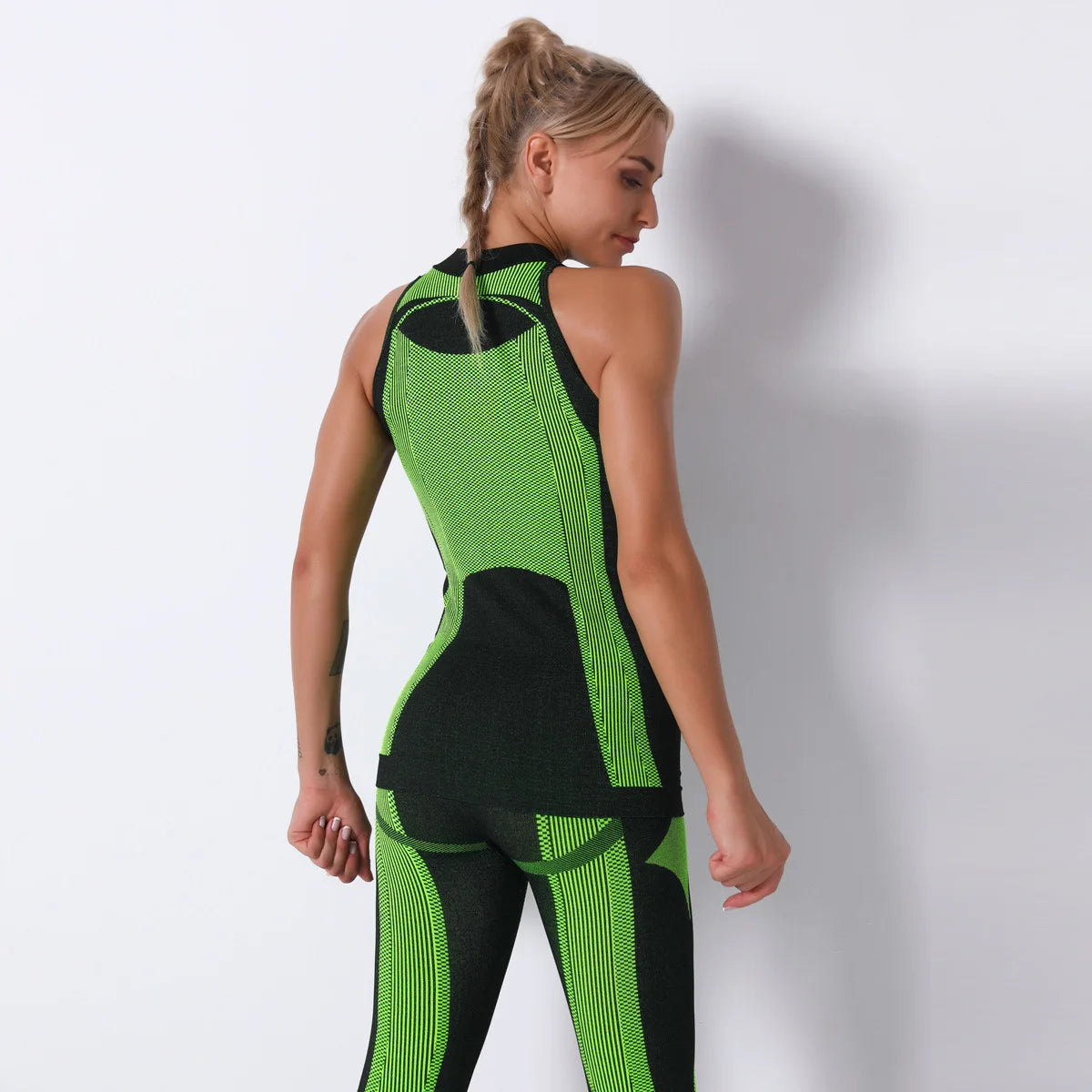Seamless Women Sports Top Yoga Shirt Sleeveless Tank Top High Neck Workout Fitness Running Vest Sportswear Women Gym Clothing