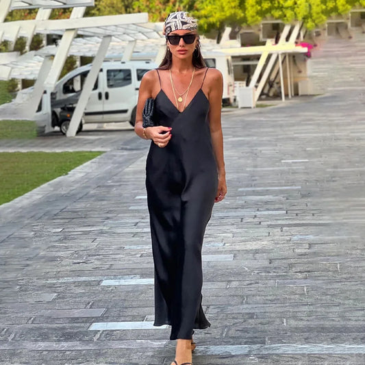 2024 Women's New Chic Fashion Temperament Satin Thin Shoulder Strap Underwear Slim Long Dress Retro Backless Women's Dress Mujer